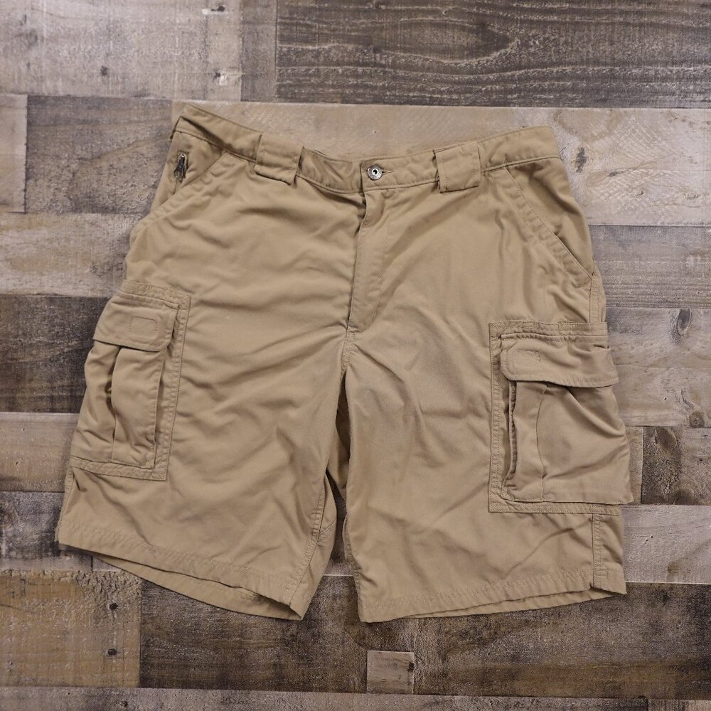 Duluth Trading Dry on the Fly 11" Cargo Shorts Men's XL Khaki‎ Beige